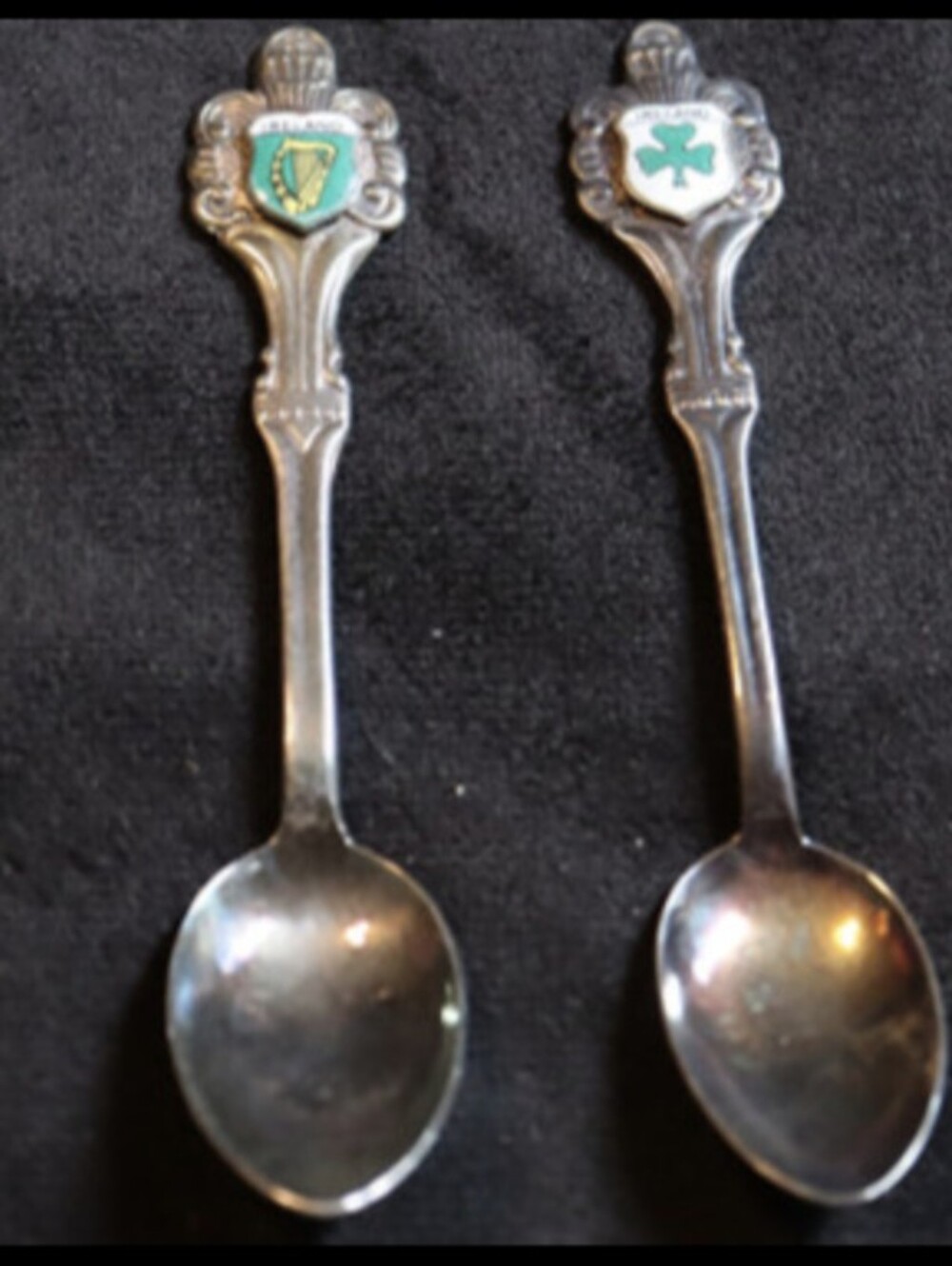 Vintage Pair of Collectible Newbridge Ireland/Irish Souvenir Tea/Sugar Spoons